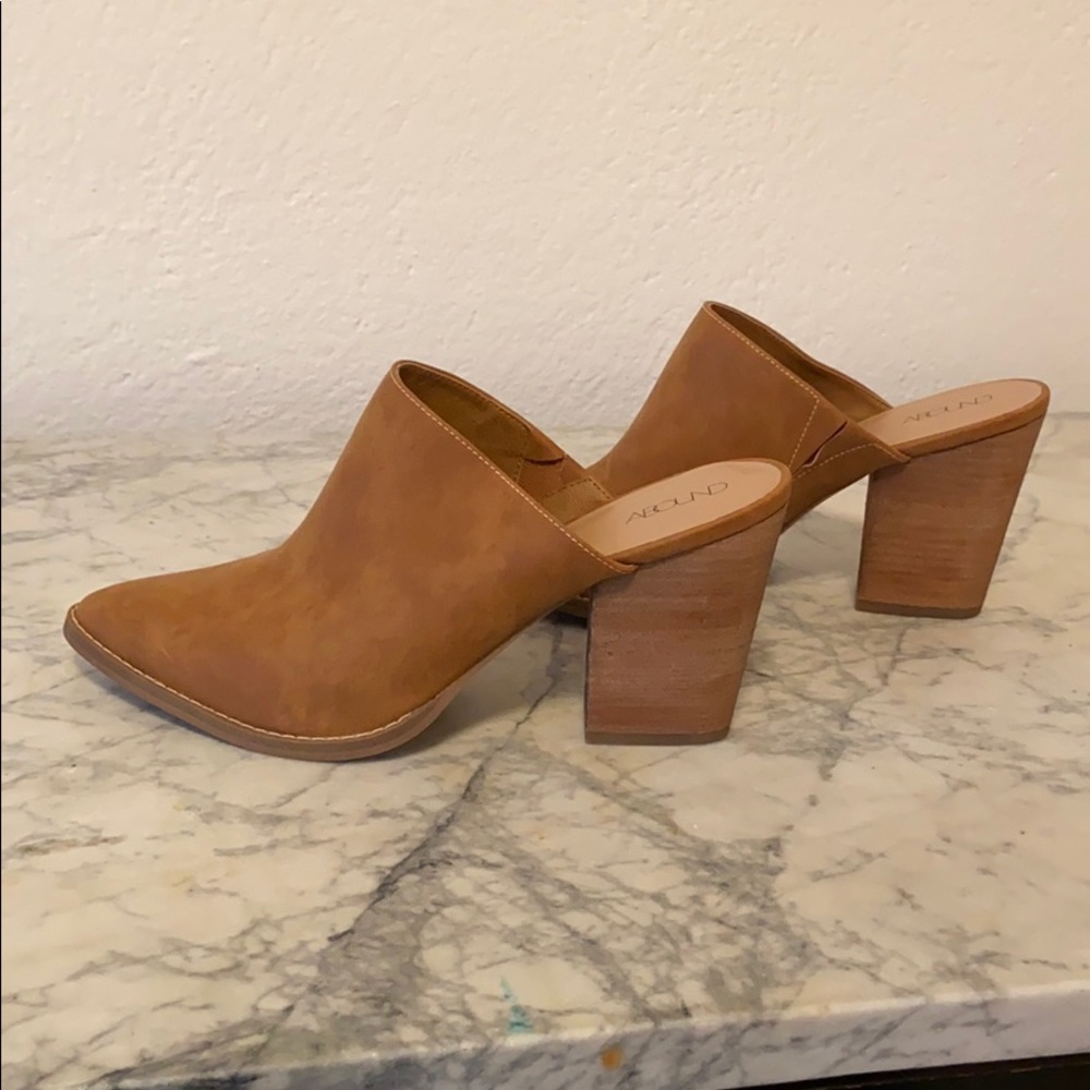 Tan Mules